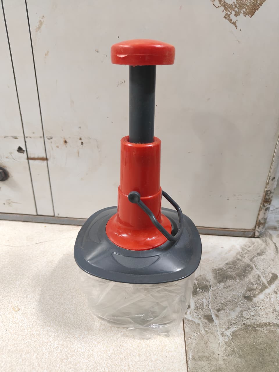Hand-press vegetable and fruit chopper - TruVexa